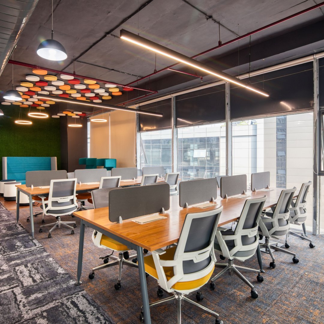 Linear Office Workstation